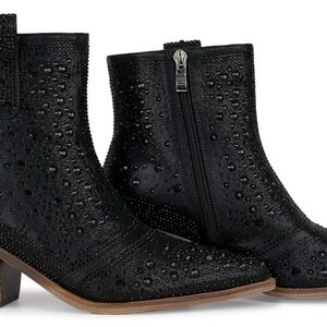 Elegant Black Textured Ankle Booties